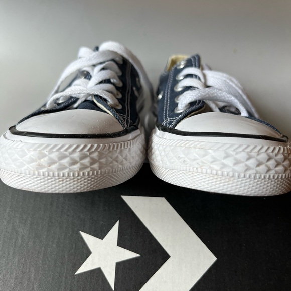 kids navy chucks | youth size 12 - Picture 7 of 7